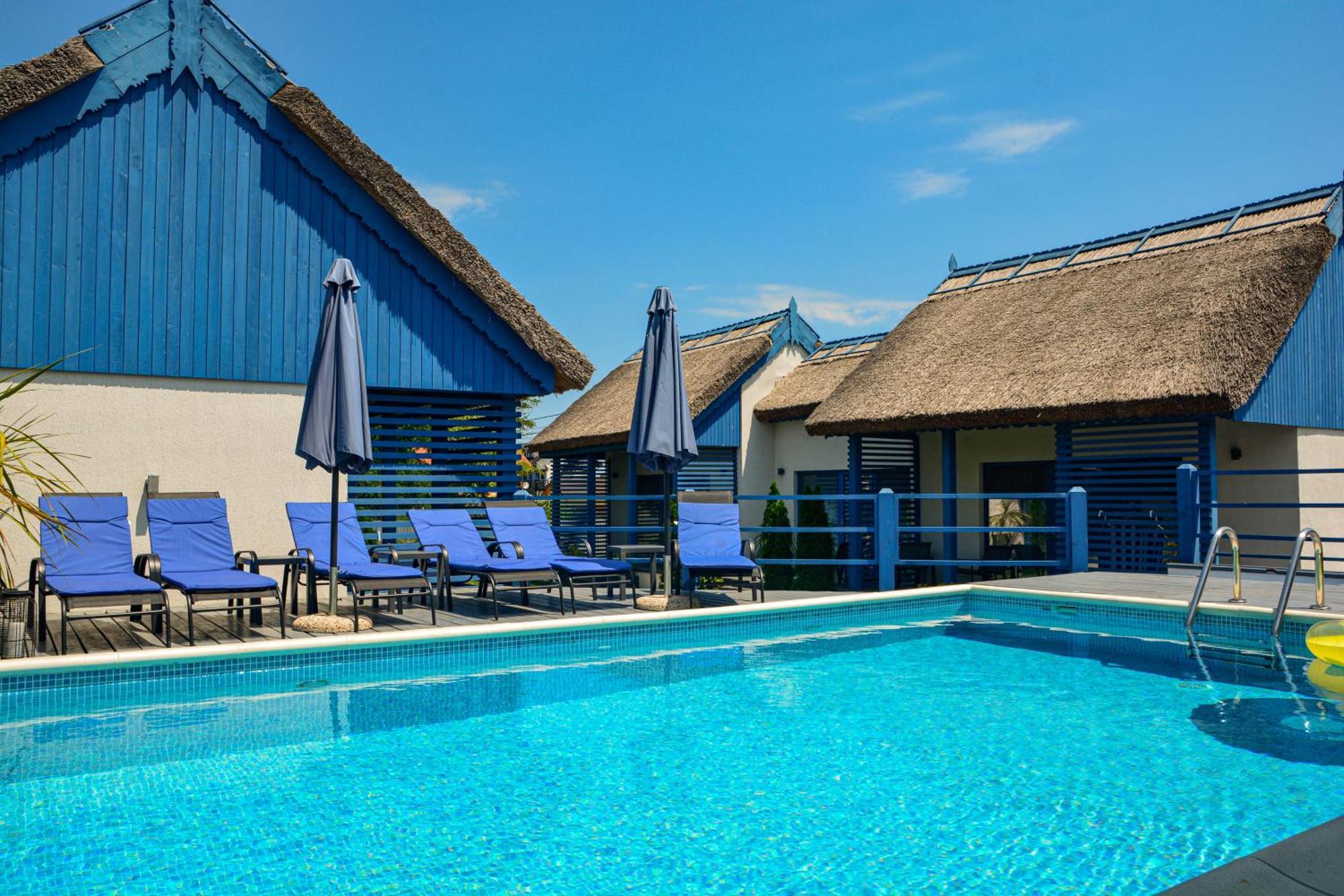 Hotel Deja Blue - Adult Only Sfântu Gheorghe Exterior foto